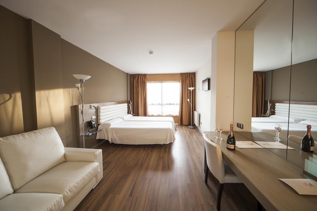 Hotel Duero Laguna de Duero Eksteriør billede