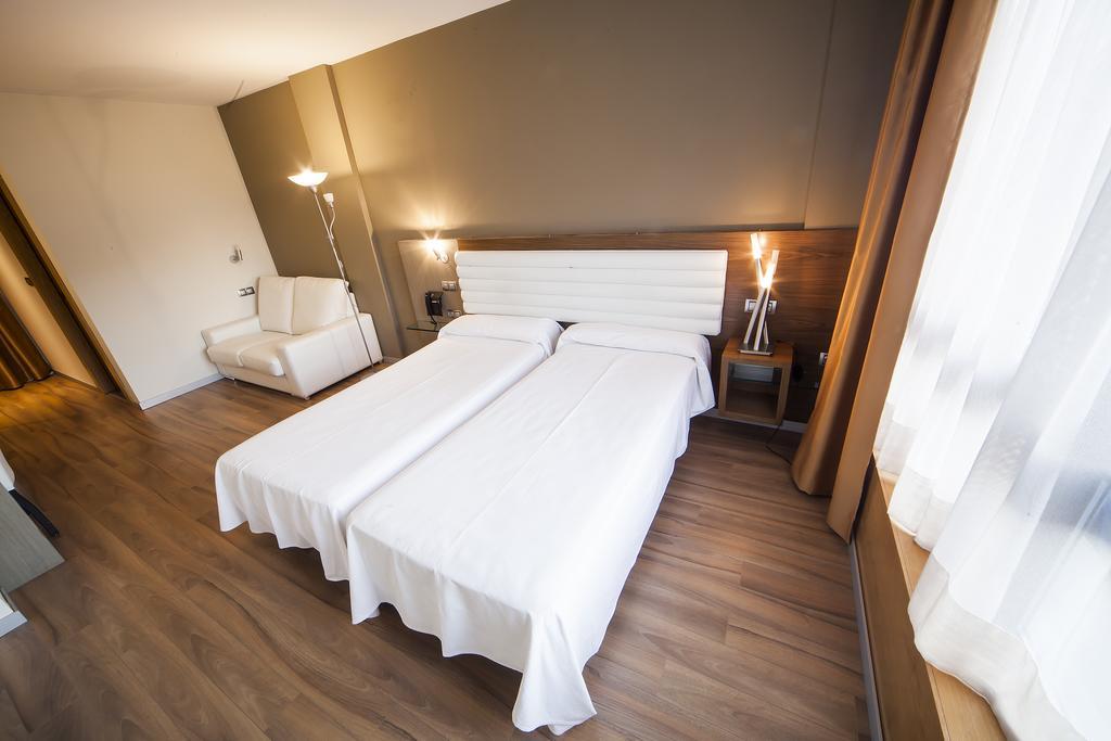 Hotel Duero Laguna de Duero Eksteriør billede
